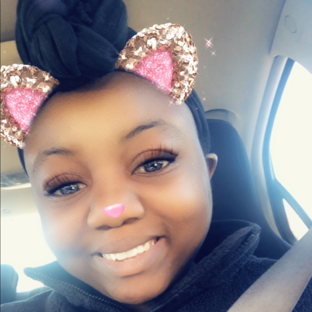 Meet your Posher, Chelsie